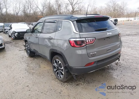 2023 Jeep Compass Limited 4X4 z USA, uszkodzony, nr VIN 3C4NJDCN3PT541817